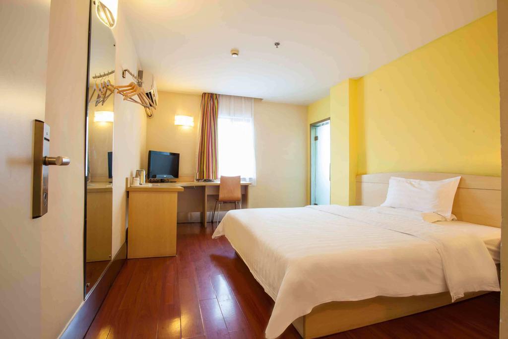 7Days Inn Foshan Coach Terminal Cameră foto
